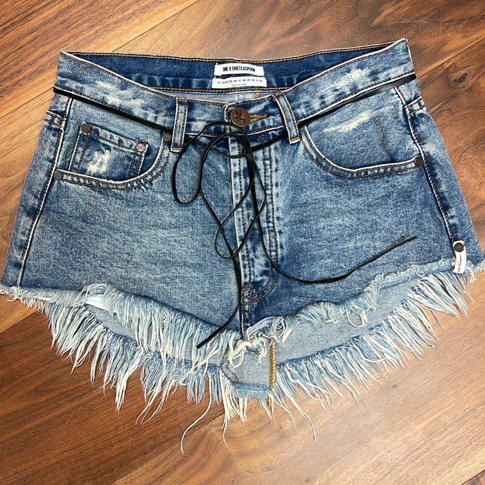 Cute short denim skirt